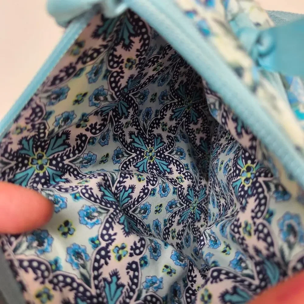 Vera Bradley Cloud Vine Crossbody Bag Blue Aqua Floral Quilted Shoulder Purse